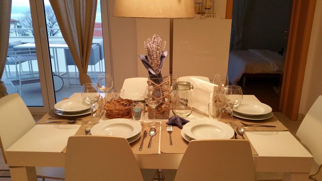 Novi Vinodolski Apartment Oda fotoğraf